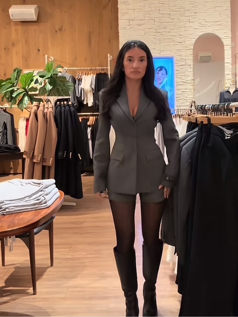 Aritzia standout blazer in Heather charcoal - matching shorts available